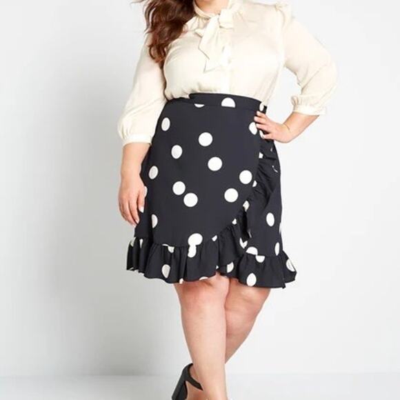 MODCLOTH It's A Wrap Ruffled A Line Skirt Polka Dot Black White 12 - Picture 12 of 12